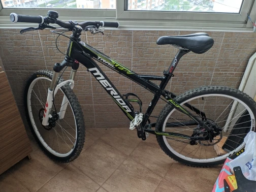 Ud37a87c6a6534570a320752bf323274fj