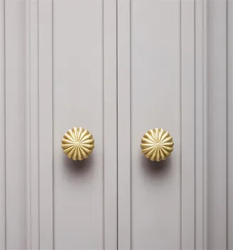 

INS Solid Brass Handle Golden Round Flower Cabinet Door Handles Drawer Cupboard Wardrobe Pulls Diy Handmade Furniture Knobs