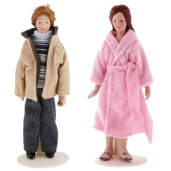 

1Pcs 1/12 Scale Dollhouse People Miniature Doll Modern Young Man in Khaki Jacket with 1Pcs a Lady Wearing Pajamas Doll Figurine