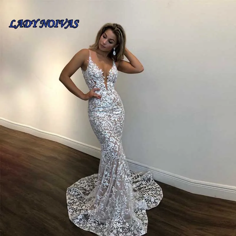 

Sexy Mermaid White Plus Size Wedding Dress Boho 2019 Lace V Neck Bridal Gowns Robe De Mariee Wedding Dresses Vestido De Novia