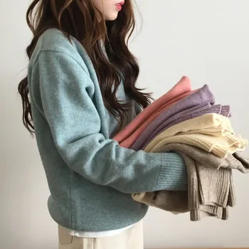 

LYJMTDBK Basic autumn and winter women's O-neck pullover long-sleeved loose knit tops women's plush fabric knitted sweater 2019