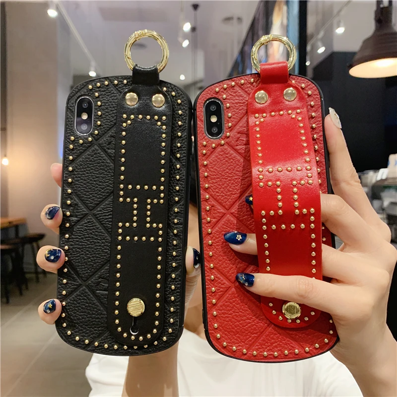 Sdreefge Luxury Real Leather Wrist Band Rivet Arc TPU Cover For iPhone X 7 8 plus XR XS MAX Phone Case Fashion Back |