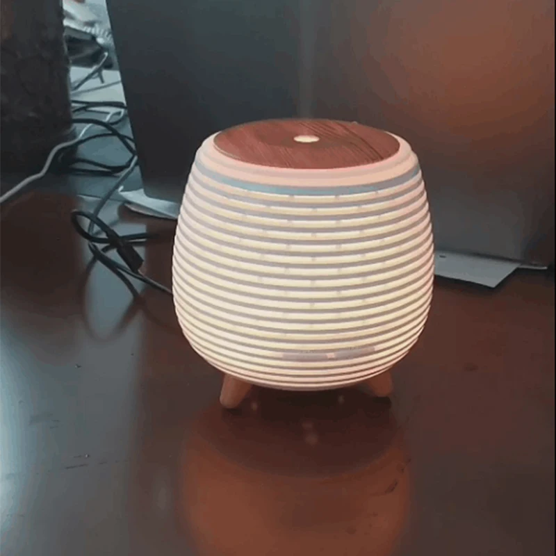 

New Design Essential Oil Diffuser 90ml USB Desktop Aroma Diffuser Air Freshener 7 Color Night-Light Office Home Mini Humidifier