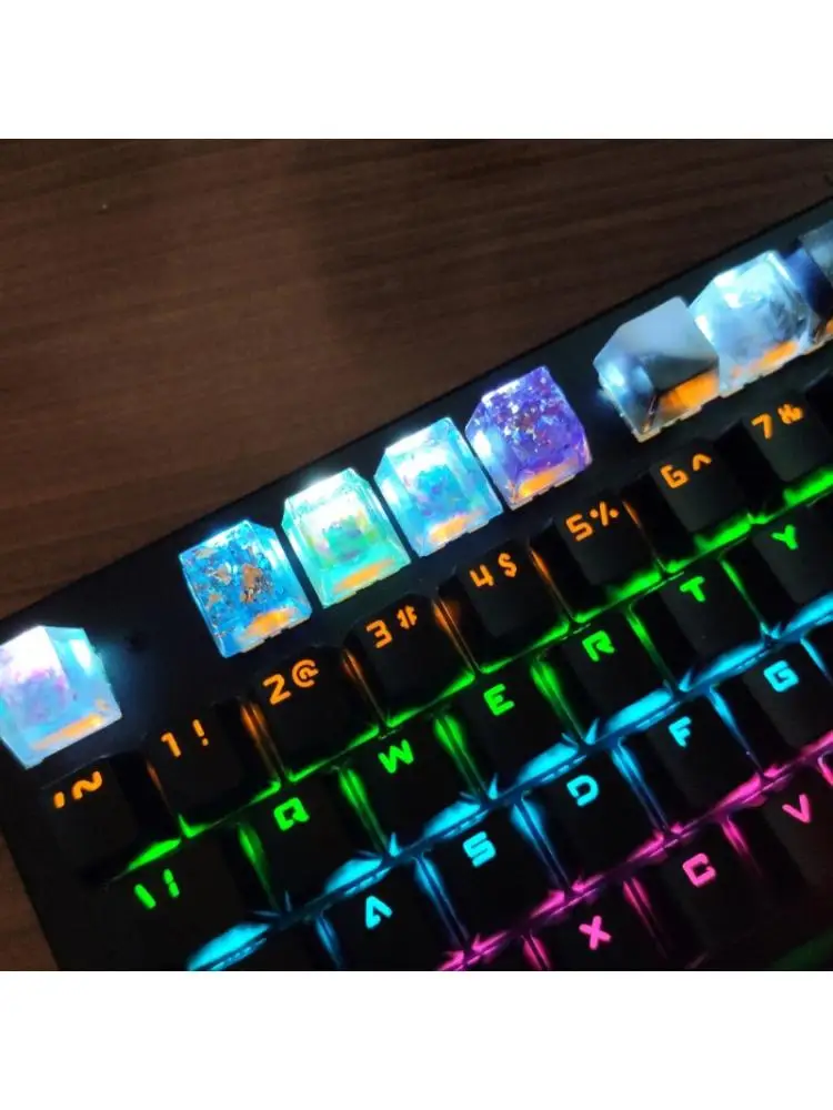 

Handmade Customized OEM R4 Profile Resin Keycap for Cherry MX Switches Mechanical Keyboard RGB Translucent Resin Keycap