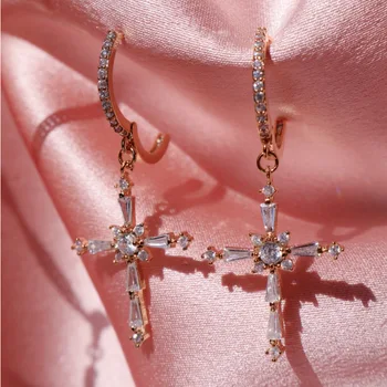 

Fashion Creativity Cross Inlaid Rose Gold Zircon Women Earrings Temperament Jewelry Decoration Earring