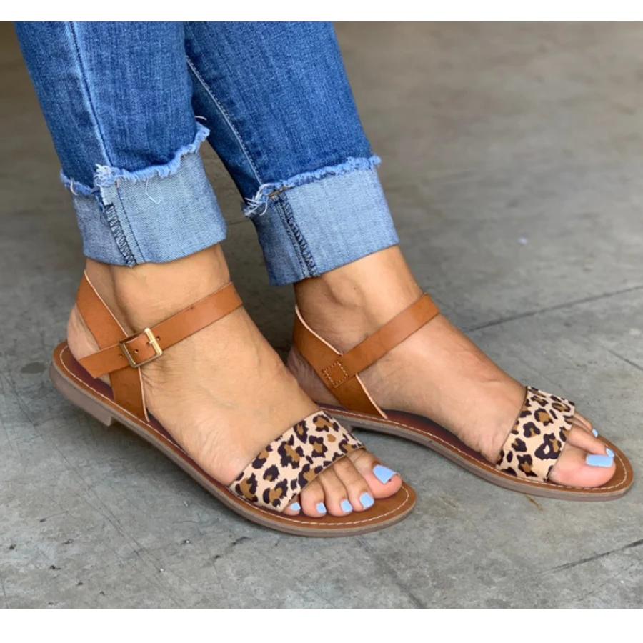 

Women Flat Leopard Print Sandals Comfy Ankle Wrap PU Sandals Solid Buckle Strap Open Side Summer Shoes Fashion Ladies Shoes D35