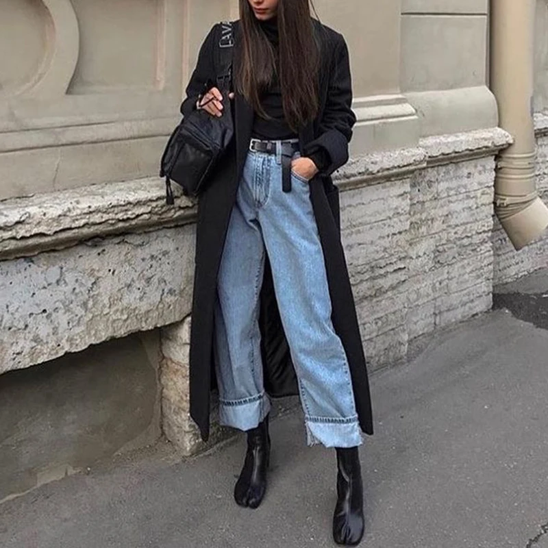 Женские ботинки из натуральной кожи с разрезом на высоком массивном