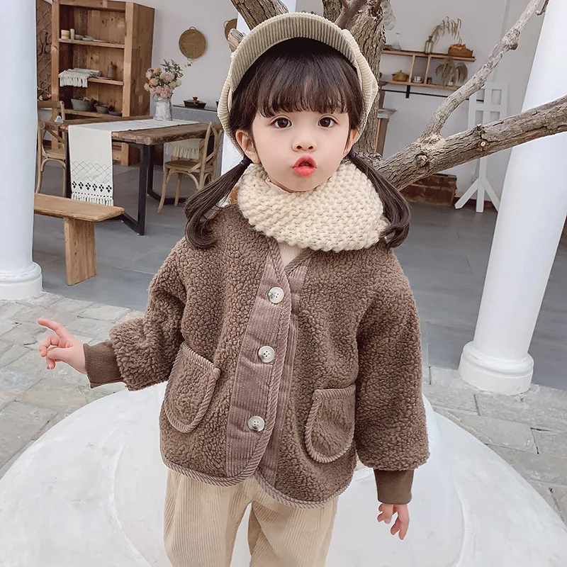 Плюшевое зимнее пальто для детей от 3 до 7 лет новая утепленная хлопковая рубашка из овечьей шерсти и бархата с круглым вырезом для маленьких мальчиков и девочек - Цвет: Кофе