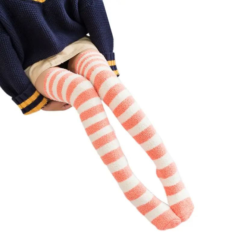 10 Для женщин выше колена длинные чулки, яркие цвета в полоску; бархат кораллового цвета; высокие сапоги до бедра - Цвет: 10