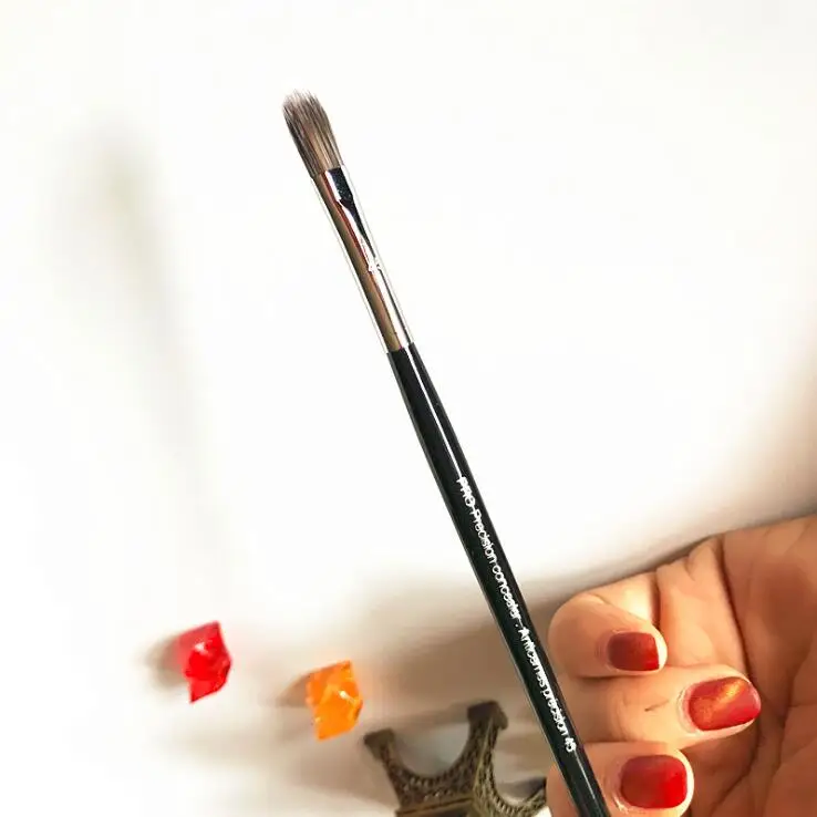 

S #45 Eyeshadow Makeup brushes Pro Precision Concealer detail eye Make up brush synthetic hair cosmetic tools exquisite