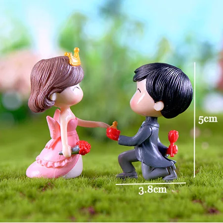 Romantic Miniature Couple Figurines for Wedding Decor and Valentine's Day Gift
