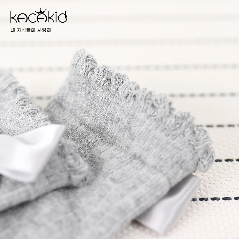 Sommer Frühling neue Kinder socken Mädchen monochrom gestreifte Kleinkind Tube Socken Baby Bowknot Baumwolle Mutter Kinder Socken Prinzessin