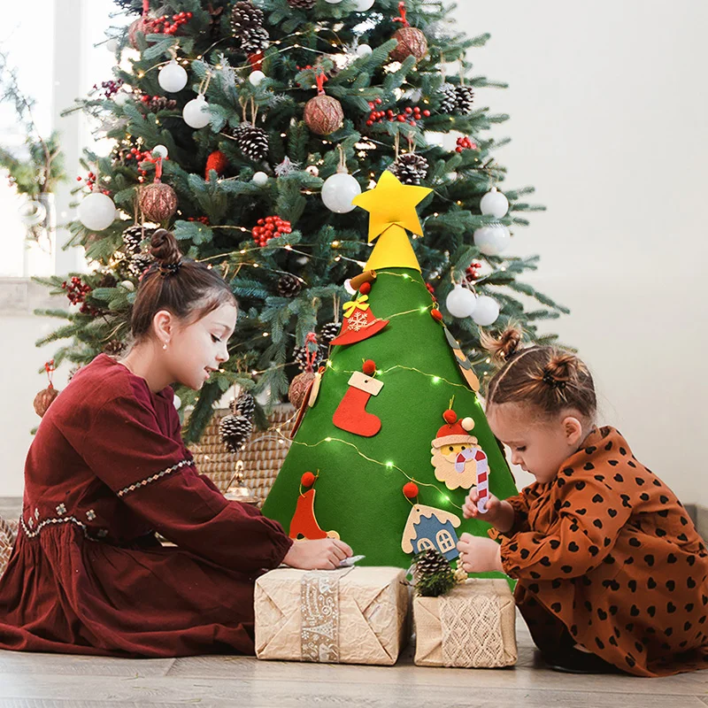 

DIY Felting Wool Christmas Tree For Children Kids Toys DIY Handmade 3D Christmas Tree Set with Hanging Ornaments