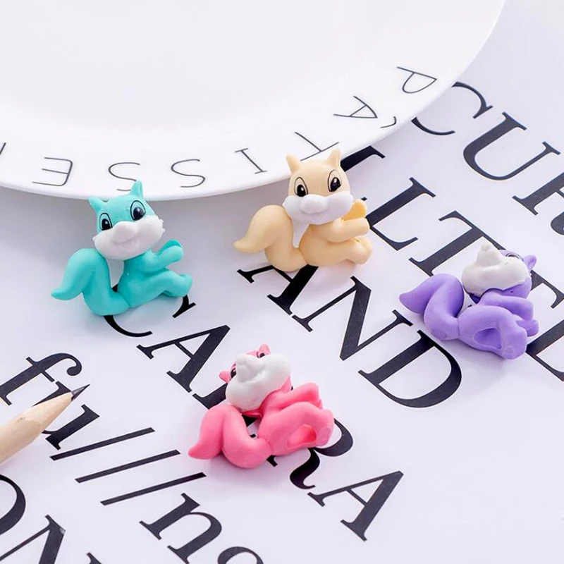 

4pcs Creative cute little squirrel pencil eraser Novelty cartoon Pencil cap eraser wrong writing correction rubber Child gift