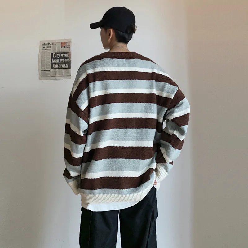UYUK Autumn New Casual Loose Korean Version Of The Trend Of Street Stripe Stitching Knitted Men's Sweater Clothes Homme UYUK Autumn New Casual Loose Korean Version Of The Trend Of Street Stripe Stitching Knitted Men's Sweater Clothes Homme