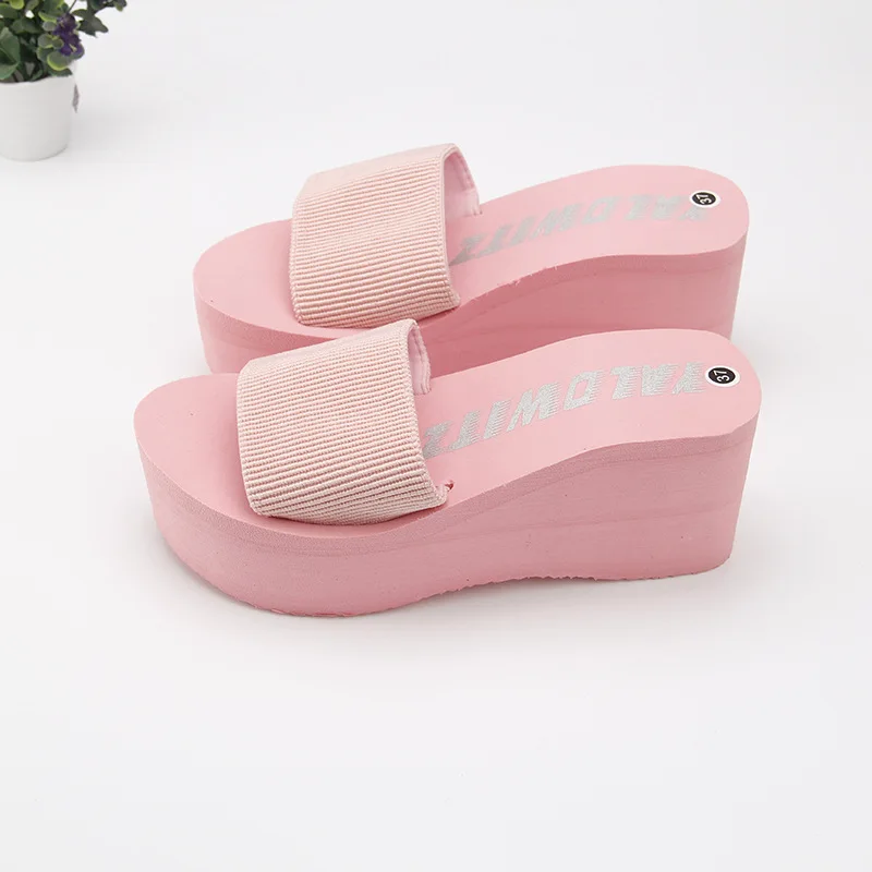 Г., дешевые простые тапочки Chanclas из эластичной ткани женские пляжные вьетнамки на высоком каблуке, летняя женская обувь на платформе