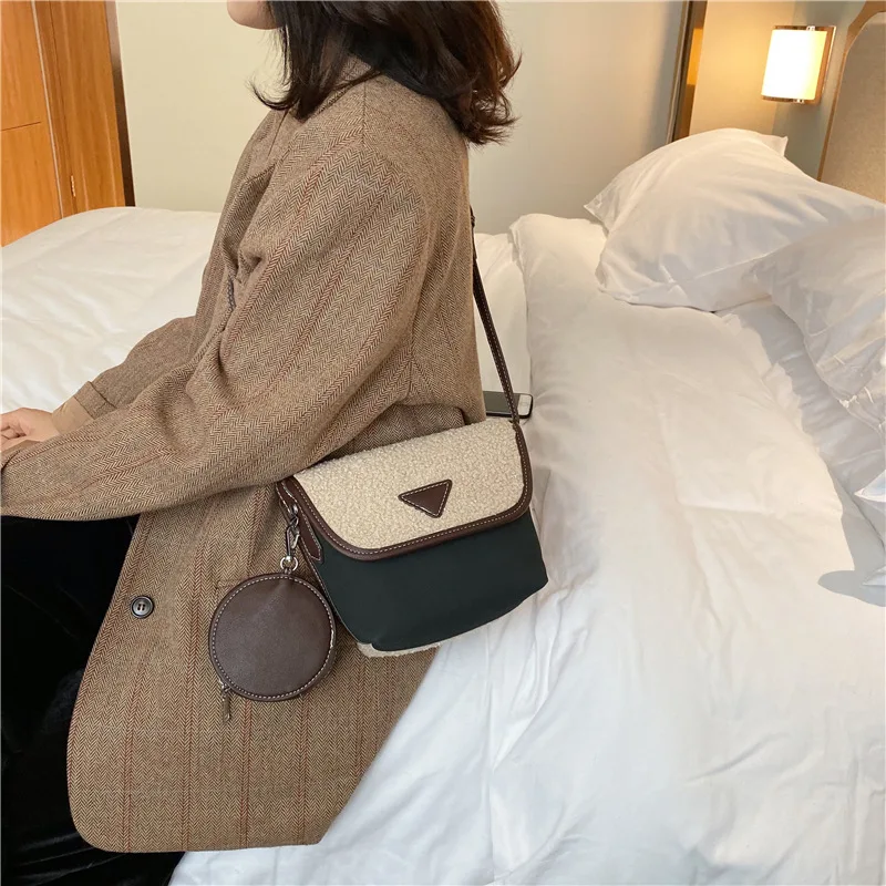 

Autumn And Winter Casual Plush Bag Women's 2019 New Style Fashion Contrast Color Lambs Wool Versatile Shoulder Square Sling Bag