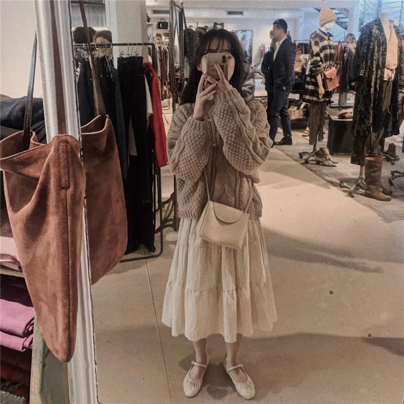 Женский комплект одежды из 2 предметов однотонное свободное платье миди и свитер