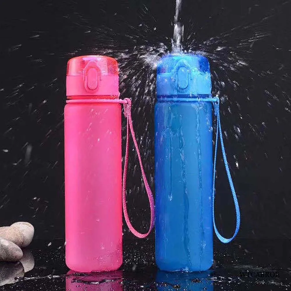 https://ae01.alicdn.com/kf/H74165bb485c24d5b8b226944dce34017Y/500ml-Gourd-Sport-Shaker-Cute-Water-Bottle-Creative-School-Fitness-Plastic-Healthy-Juice-Bottled-Tea-Water.jpg