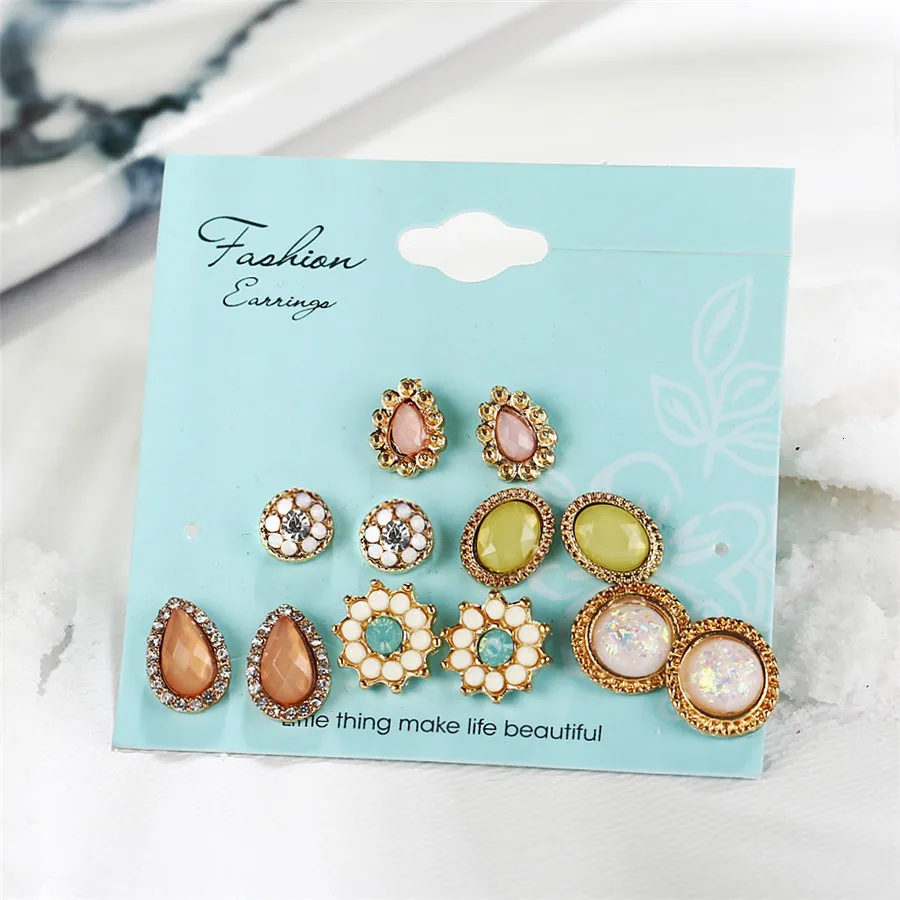 9158803136_793437558