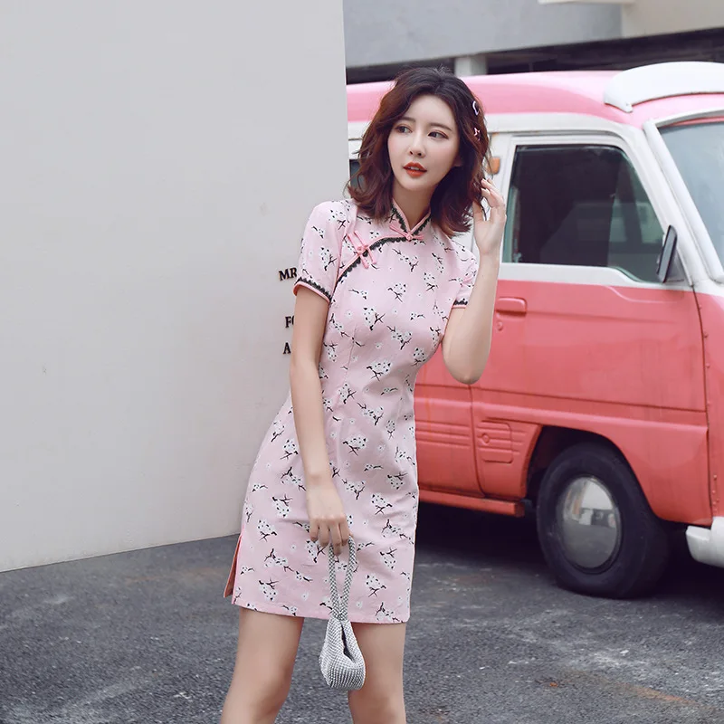 

New Sweet Women Cotton And Linen Three-dimensional Imitation Embroidery Lace Stand Collar Short Sleeve Daily Open Cheongsam