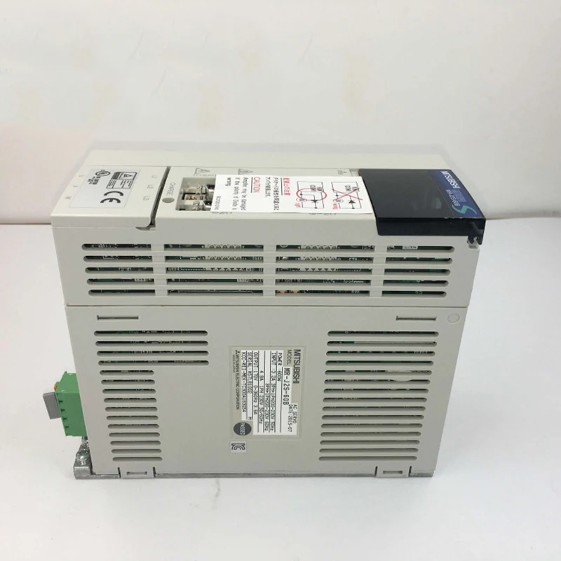 1 предмет; Новинка; MR-J2S-10A/B MR-J2S-20A/B MR-J2S-40A/B MR-J2S-60A/B сервопривод