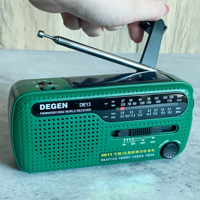 Горячая Распродажа бренд Degen FM радиоприемник DE13 MW SW динамо Солнечный Аварийный