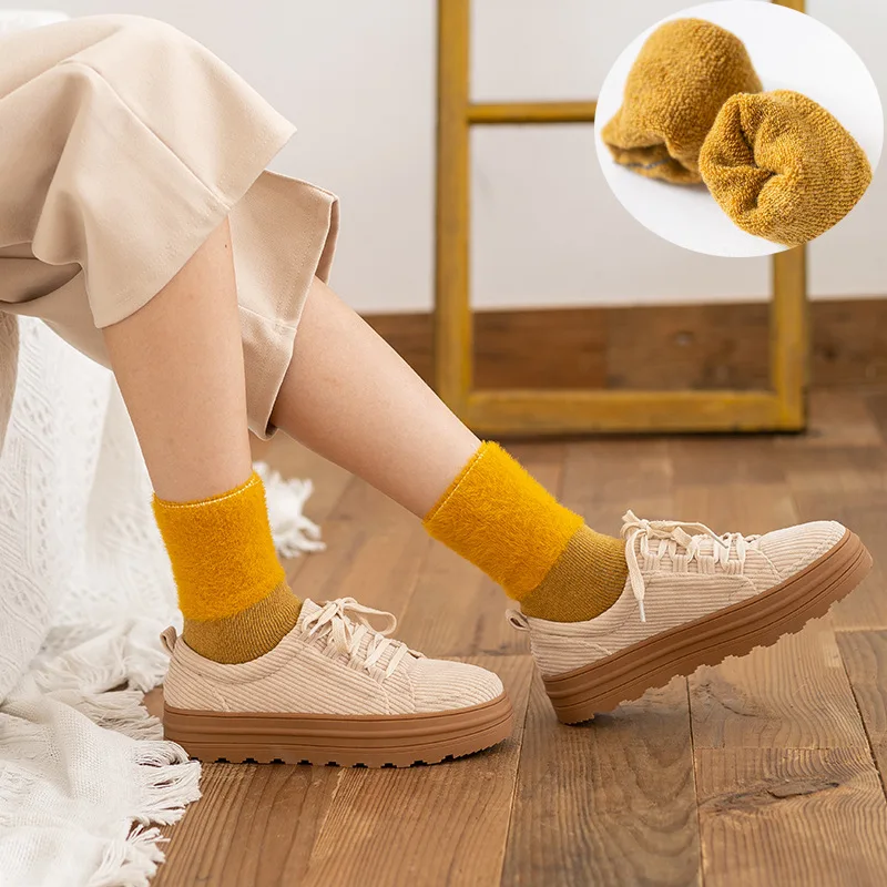 Новые носки для девочек, зимние, толстые, махровые, хлопковые, кавайные, средней длины, Харадзюку, японский стиль колледжа, яркие цвета, модные, теплые, для взрослых