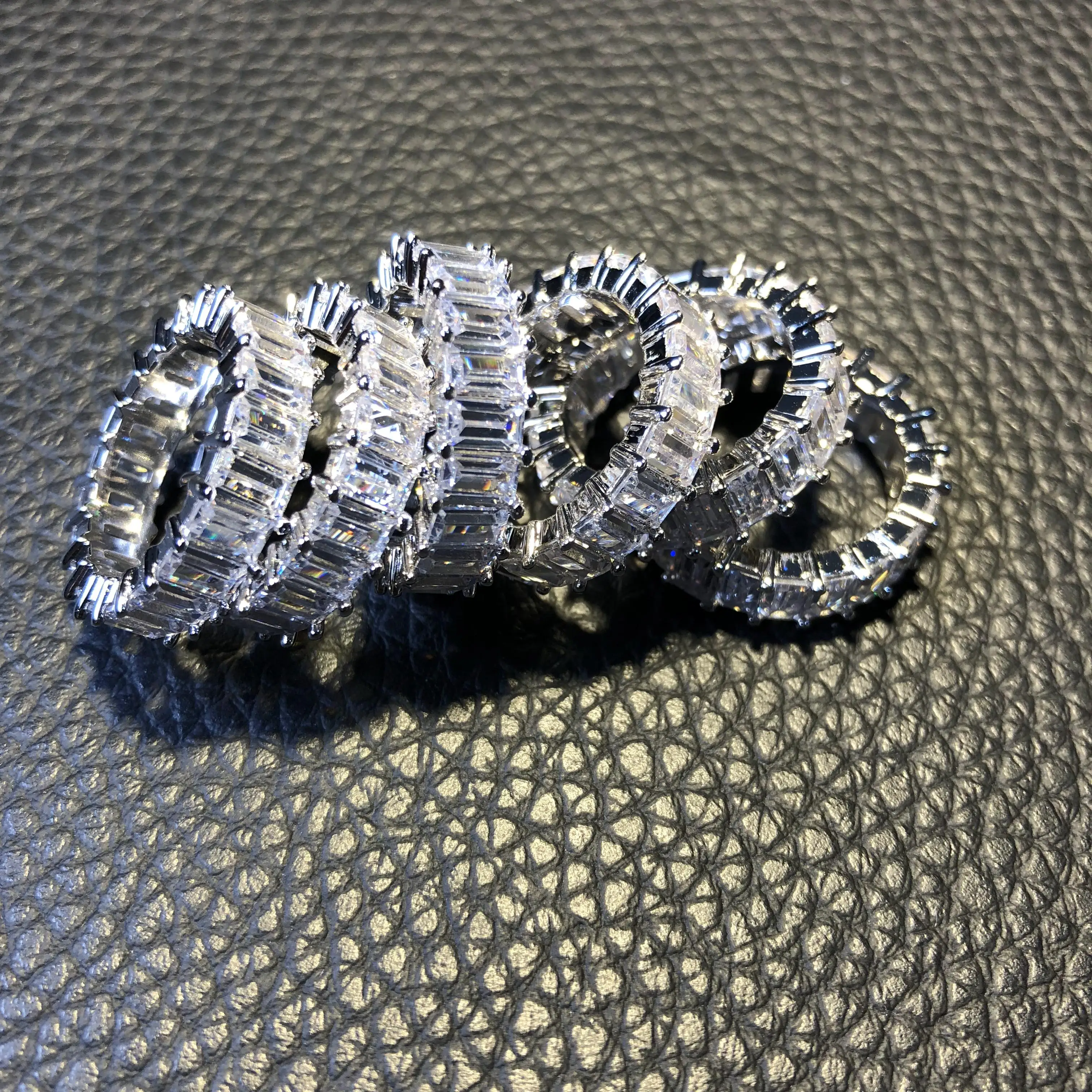 

Baguette Ring in White Gold
