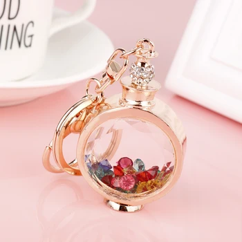 

Fashion Jewelry 2 Styles Cute Glass Fish Bottle Keychain Rhinestone Crystal Twinkling Keyring Women Girls Handbag Car Key GiftS