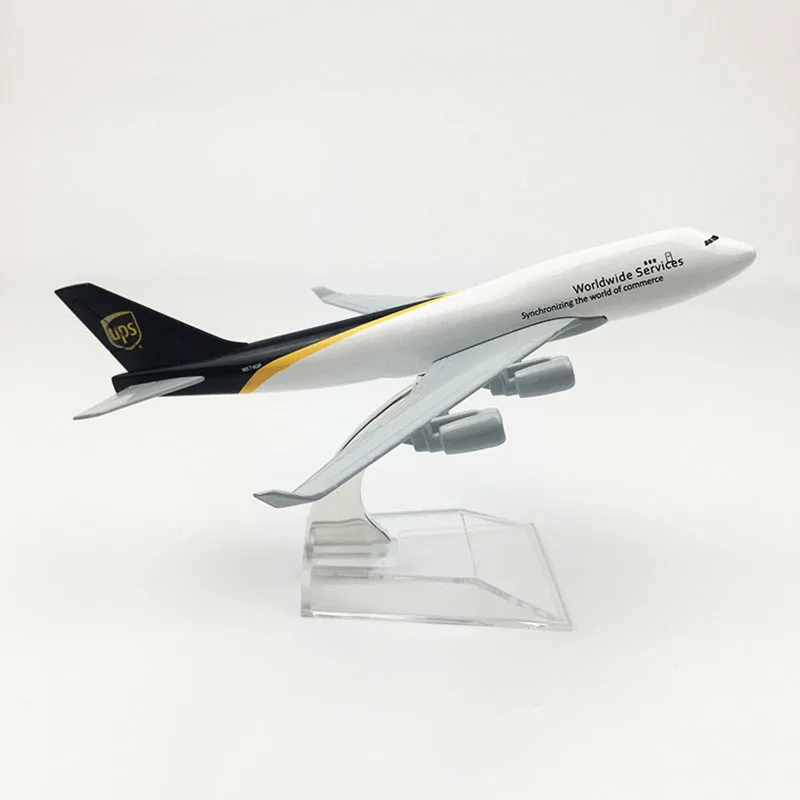 16 см 1:400 шкала Boeing 747 B747 модель UPS самолеты груз с базовым сплавом самолет коллекционный дисплей игрушки вентиляторы Коллекция Металл airframe офис шоу фиксированное крыло друг Дети Коллекция художественное произведение