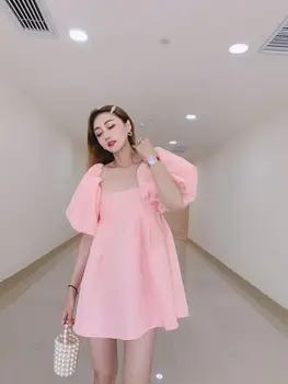 

Runway High Quality Women Summer Tops Short Puff Sleeve Slash Neck Pink / Yellow Fashion Ladies Cute Girls Blouse 2020 New