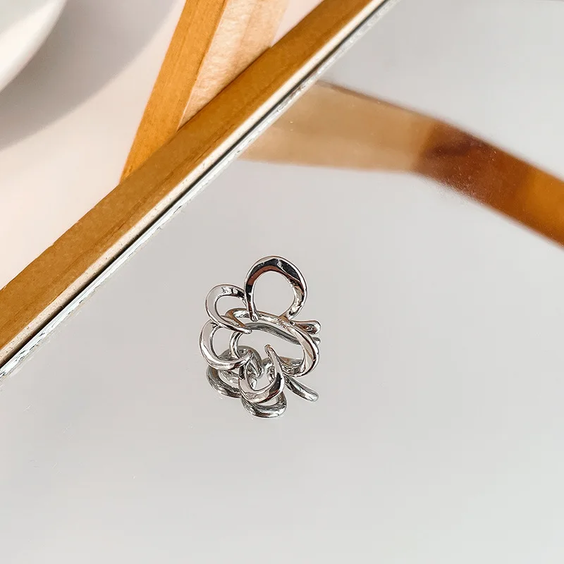 Ear Clip Earrings Punk Fairy Clip Earrings For Women Goth Irregular Flower Metal Ear Cuffs Unusual Design No Piercing Earrings Korean Fashion