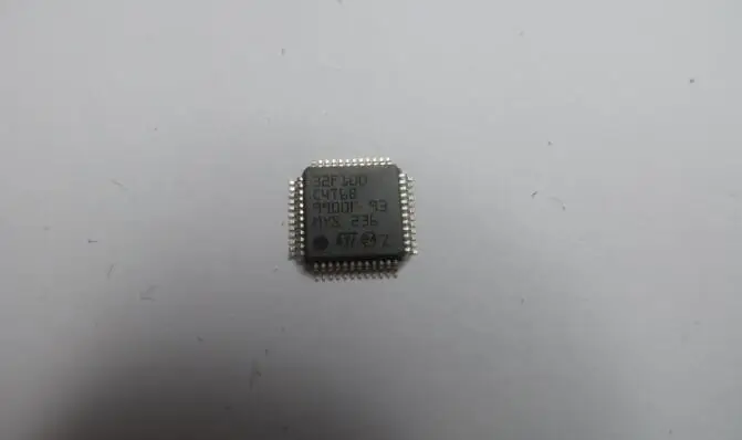 

30pcs/lot STM32F100 STM32F100C4T6B QFP