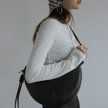 

2020 New Satchel Casual Shoulder Dumpling Women's Bag Fashion Half-month Crossbody Bag Z001