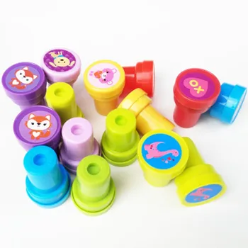 

10pcs/Set Children Toy Stamps Cartoon Animals Fruits Traffic Smile Kids Seal For Scrapbooking Stamper DIY cartoon stamper Toys