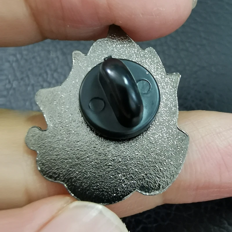 Calcifer lapel pin (2)