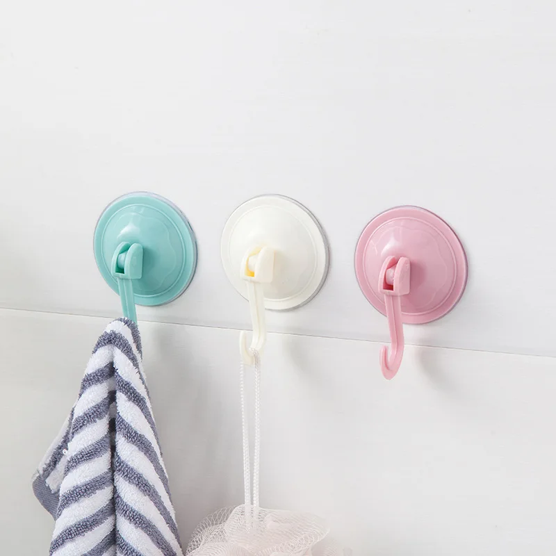 

Strong suction cup hooks are waterproof and suitable for kitchen and bathroom disassembly without any trace 3pcs