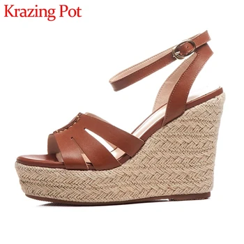 

Krazing pot fashion shoes cow leather peep toe super high heels straw wedges waterproof platform mature lady sandals women L0f0
