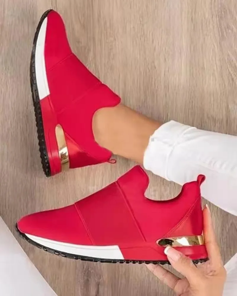 2021 Autumn Sneakers Women Platform Vulcanized Shoes Ladies Solid Color Slip-On Sneakers Female Casual Sport Shoes Plus Size 43 