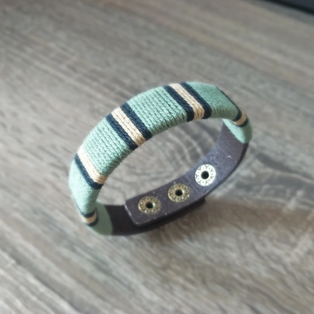 

2019 New Braid Genuine Leather Bracelet Adjustable Snap Bracelet for Men Woven Bangle Vintage Bronze Buckle Jewelry Gift