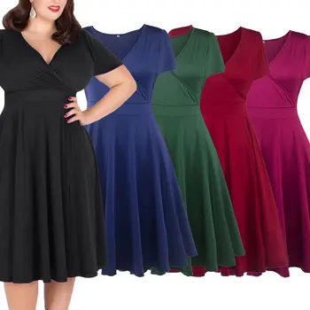

Plus Size Dresses Women's Solid Color and V-neck Short-Sleeve Dress