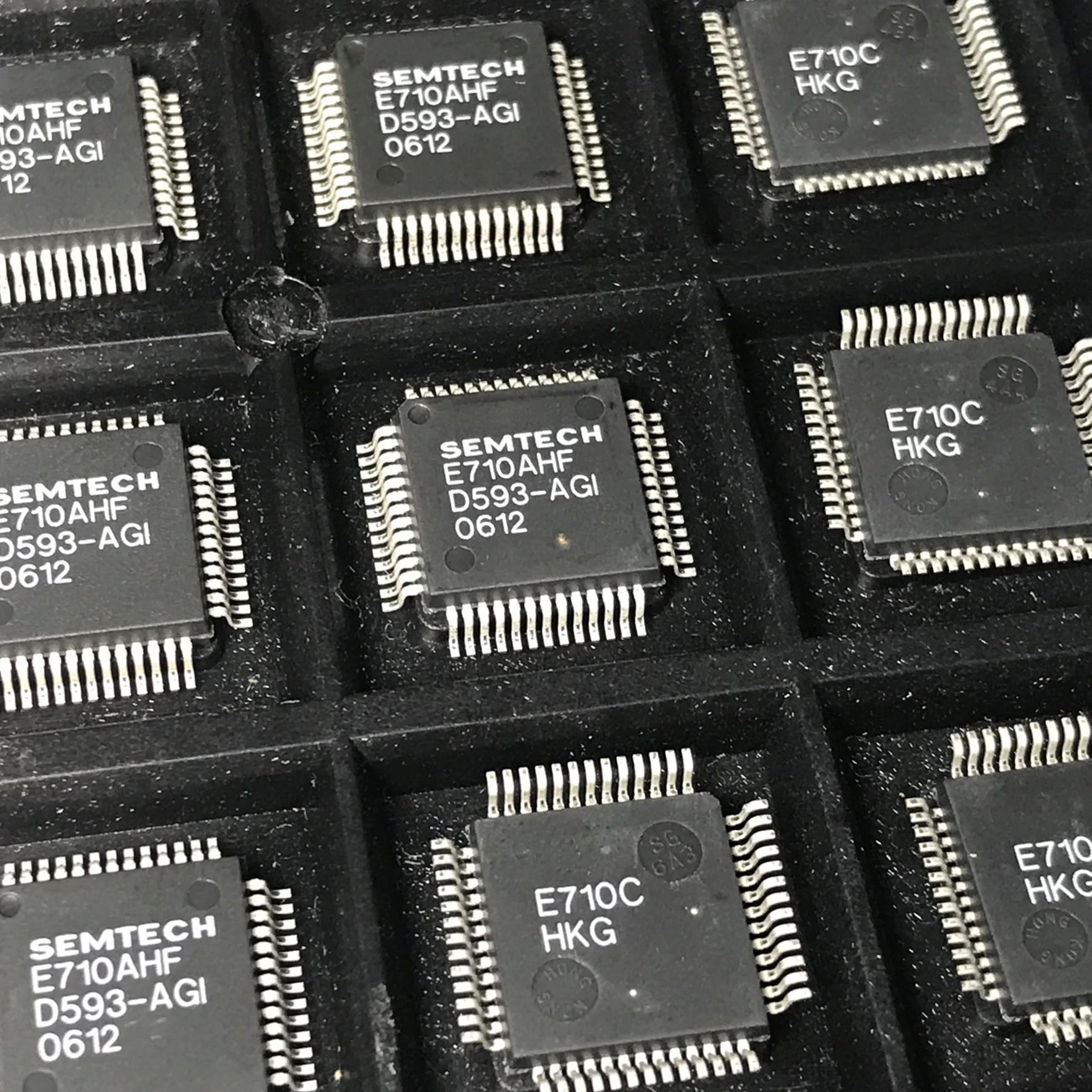E710AHF E710AH E710A E710 QFP-52 совершенно аппарат не Привязанный к оператору сотовой связи