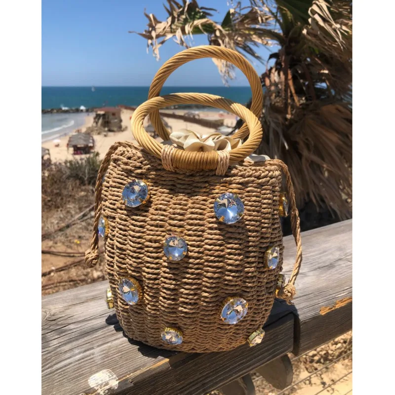 

New Handmade Rhinestone Crystal Embellished Straw Basket Bag 2020 Small Rattan Bucket Top-handle Bags Lady Purses And Handbags