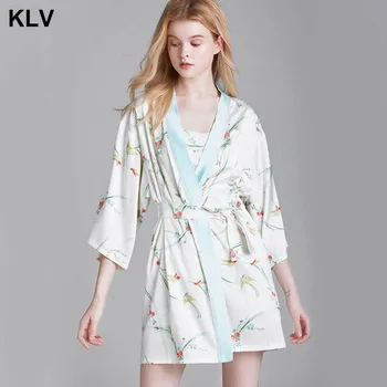 

Women Spring Imitation Silk Pajamas 3Pcs Set Fresh Style Floral Printed Camisole Loose Shorts Kimono Bath Robe Sleepwear