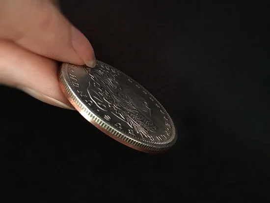 Cena Słońce i księżyc zestaw monet magiczne sztuczki monety transpozycji znikają Magia magik akcesoria z bliska iluzje Prop sztuczka mentalizmu