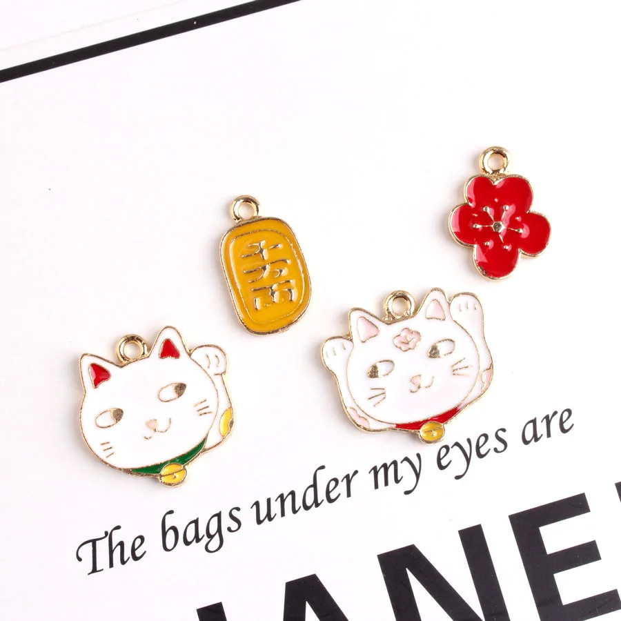 

Enamel Lucky Cat Series diy Japanese Jewelry Accessories KC Gold Alloy Pendant Bracelet Pendant Fashion Accessories Gifts