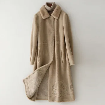

2020 Haining wool fur coat female long section fur collar sheep fur coat
