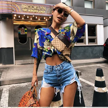 

2020 Summer Streetwear Denim Shorts Women High Waist Torn Ripped Cool Blue Shorts Ladies Retro Tassel Pockets Mini Short Jeans
