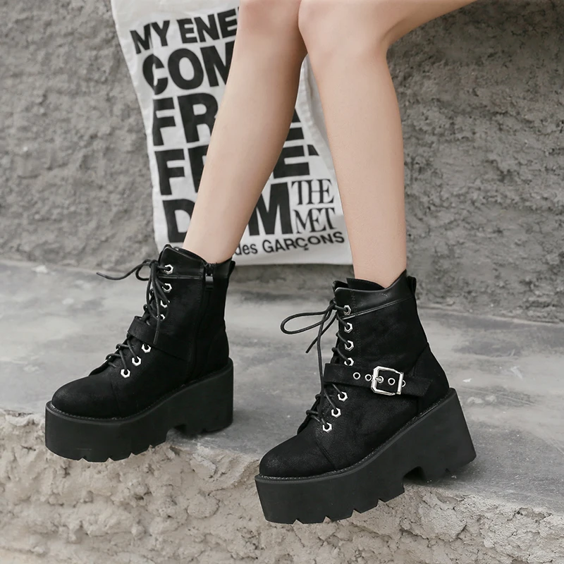 Женские ковбойские ботинки на шнуровке водонепроницаемые массивной подошве с